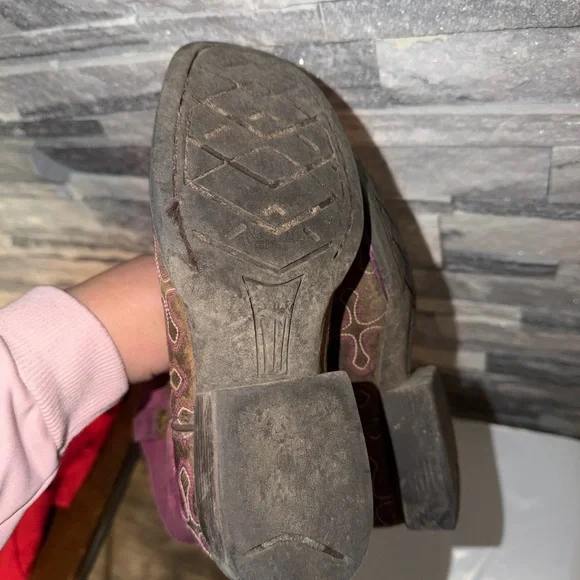 Ariat Kids Boots in Pink and Brown - Picture 5 of 6